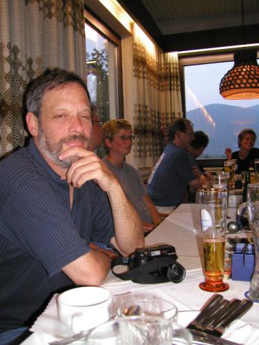 P10 J Zwinkern oder Halbschlaf