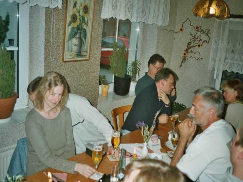 2004 05 21 1222 eks-017