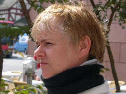 2005 03 19 14 25 30-002