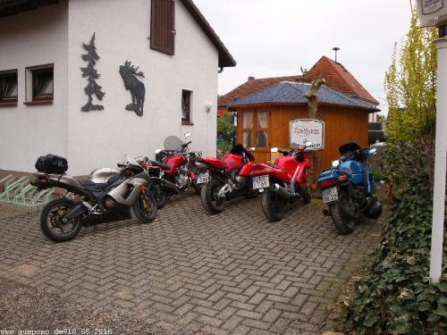 20100515-0941 dv-001