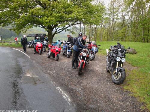 20100515-1047 dv-001