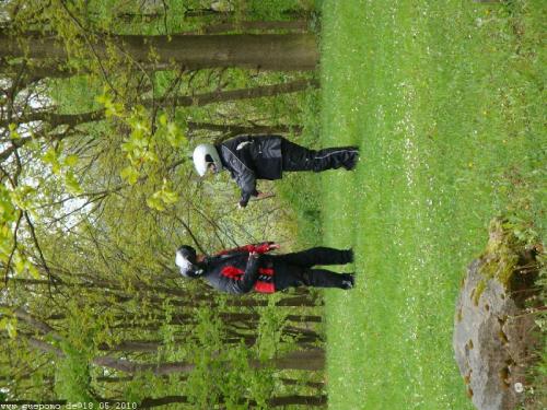 20100515-1047 dv-003