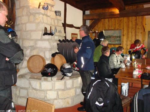 20100515-1233 dv-001