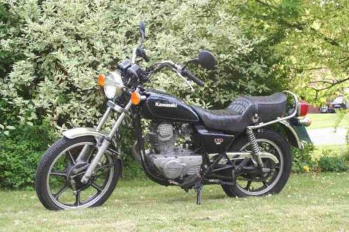 12-Kawasaki 250 LTD